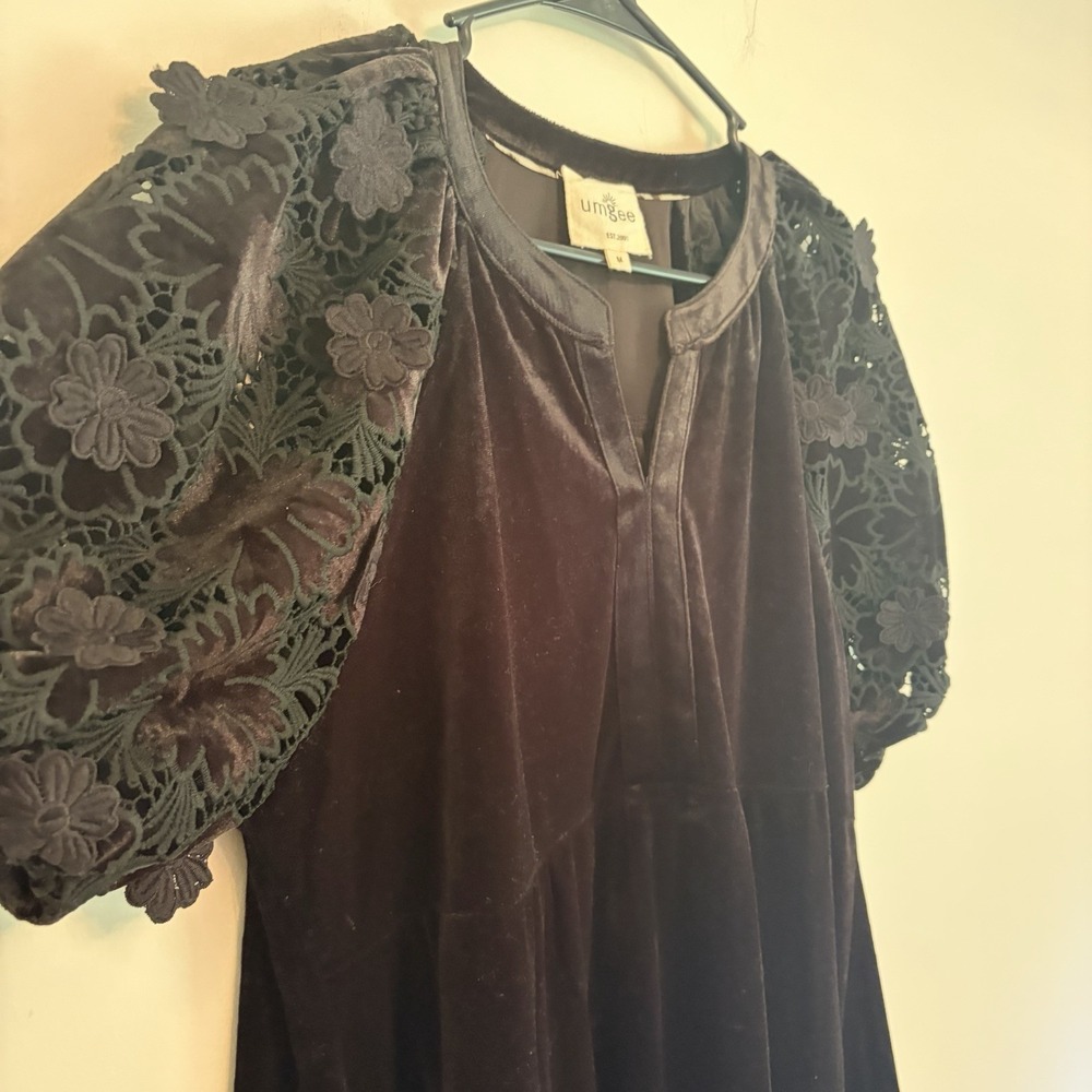 Umgee Boutique Medium Black Velvet Lace Puff Sleeves Whimsigoth Flattering - Picture 4 of 6